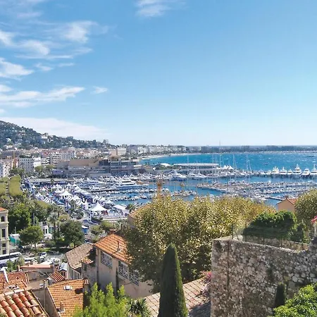 Stunning Apartment In Cannes With Wifi And 1 Bedrooms *