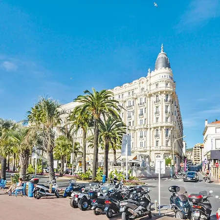 Apartment Stunning Apartment In Cannes With Wifi And 1 Bedrooms *